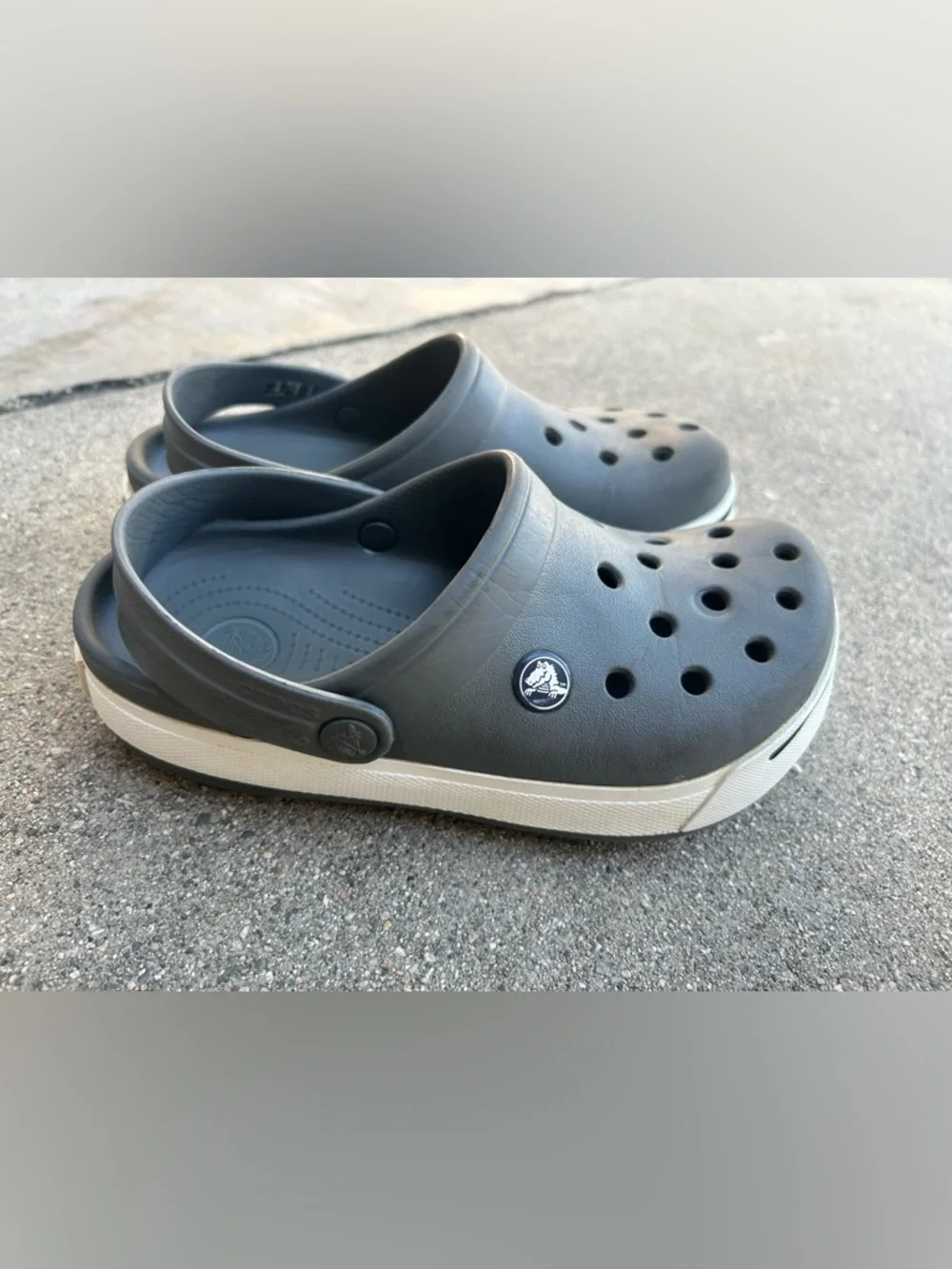 CROCS Two-Tone Charcoal Gray Slip-On Clogs Size J3 - Picture 3 of 3